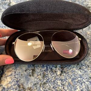 NWT Tom Ford aviator sunglasses
